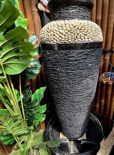 Pebble vase water feature