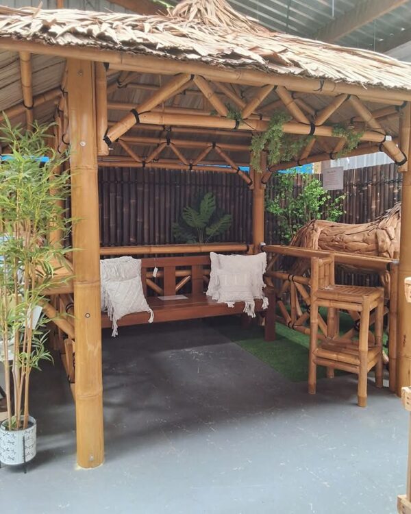 bar huts 2m
