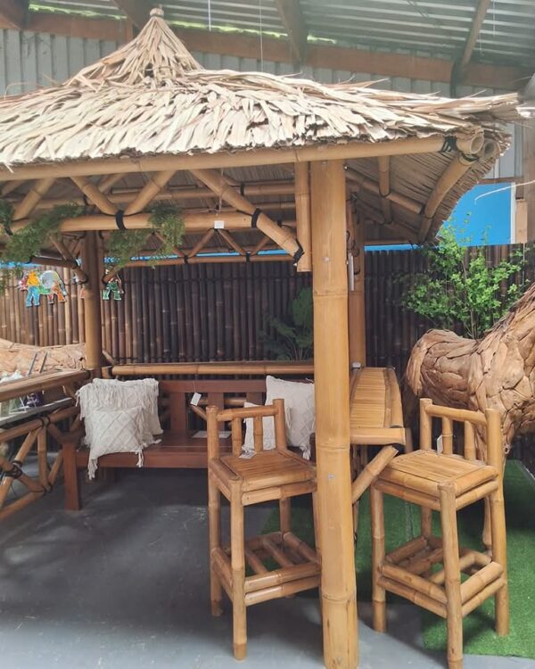 bar huts3m
