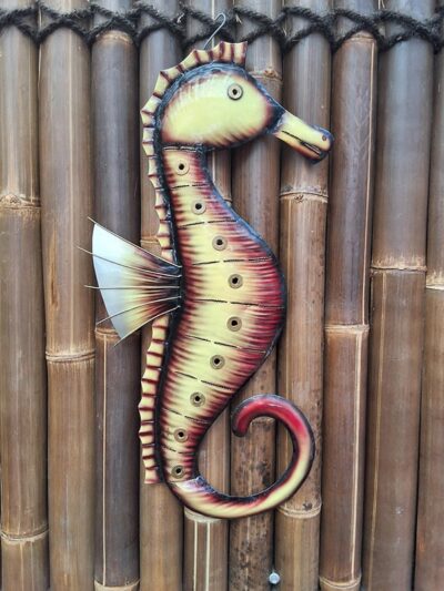 Seahorse (medium) Cream / Burnt Red