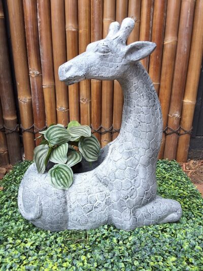 Giraffe Planter